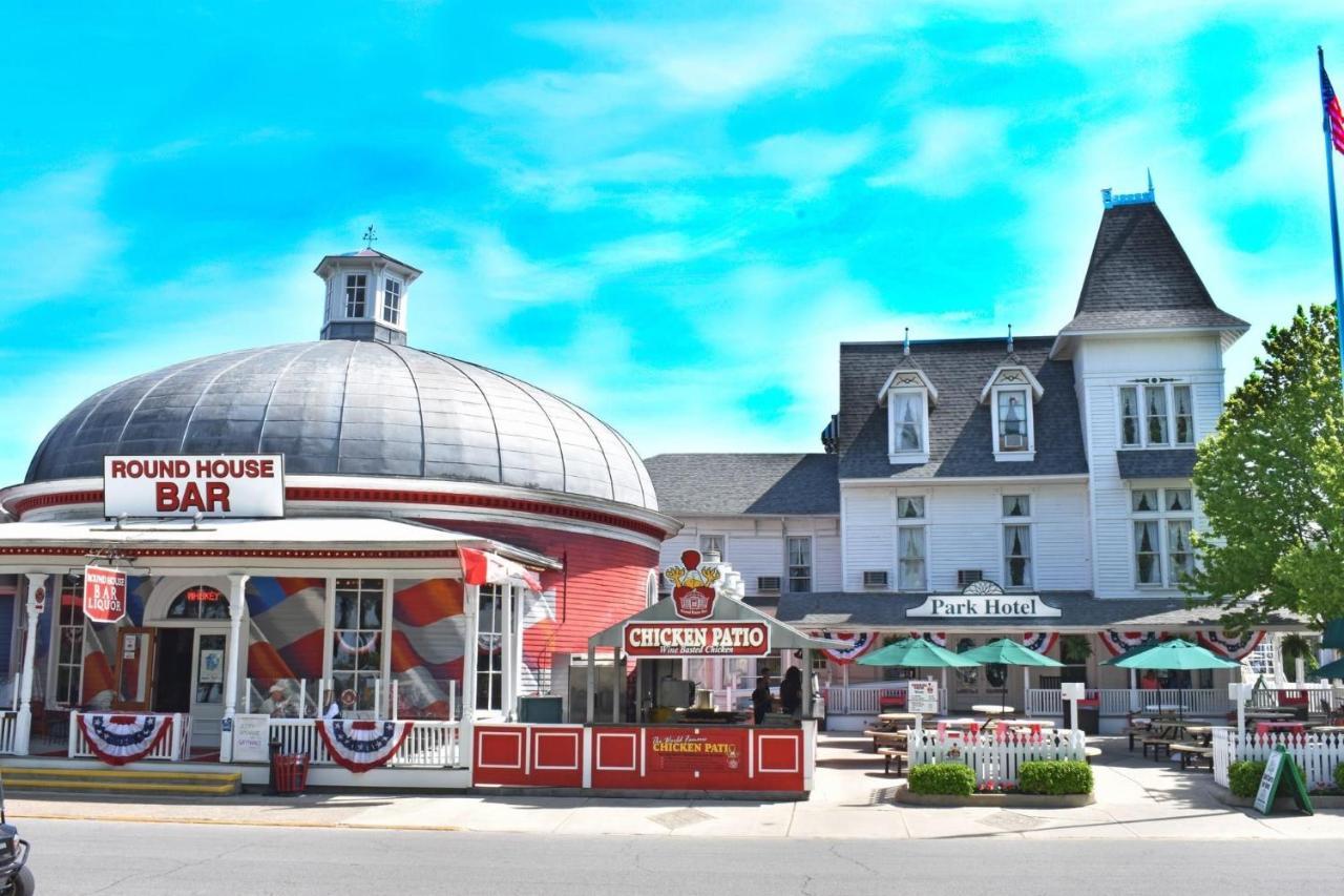 The Historic Park Hotel Put-in-Bay Dış mekan fotoğraf