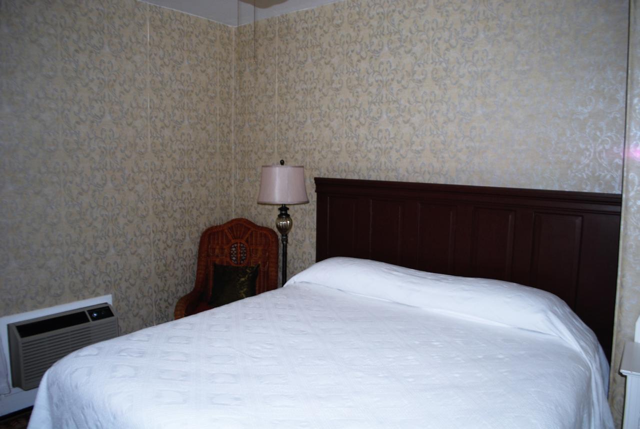 The Historic Park Hotel Put-in-Bay Dış mekan fotoğraf