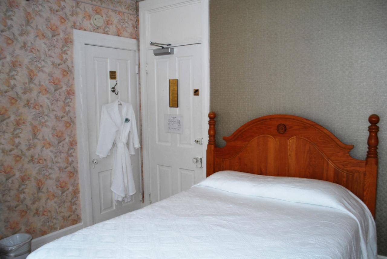 The Historic Park Hotel Put-in-Bay Dış mekan fotoğraf