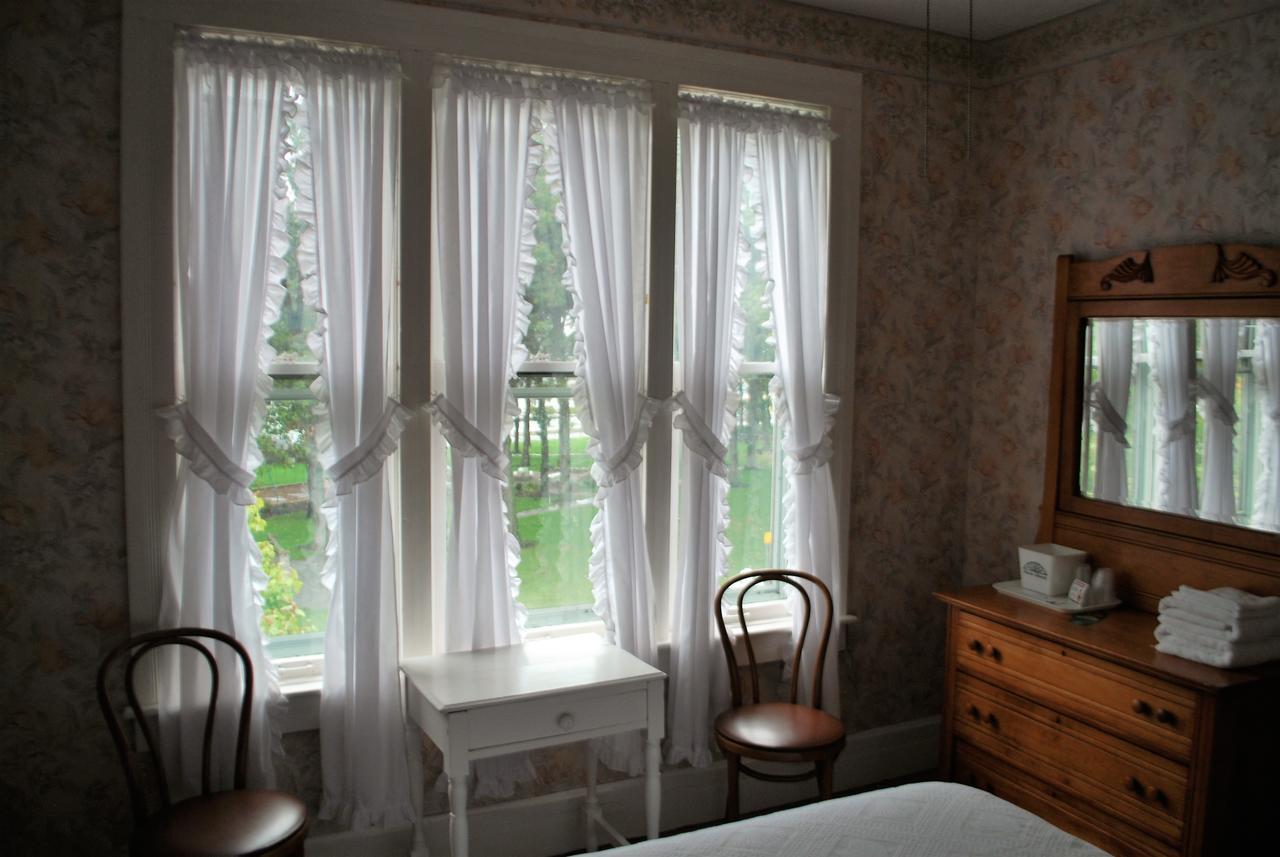 The Historic Park Hotel Put-in-Bay Dış mekan fotoğraf