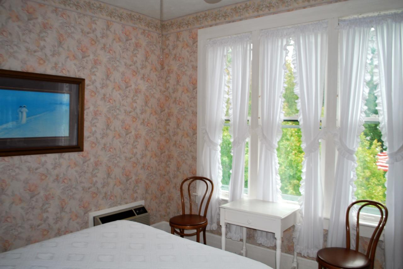 The Historic Park Hotel Put-in-Bay Dış mekan fotoğraf